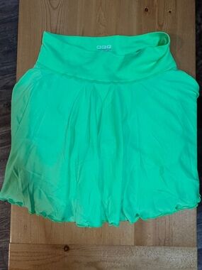 Lime green skort. Super cute. New without tags.